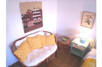 Grecia Privát Naoussa, Exteriorul